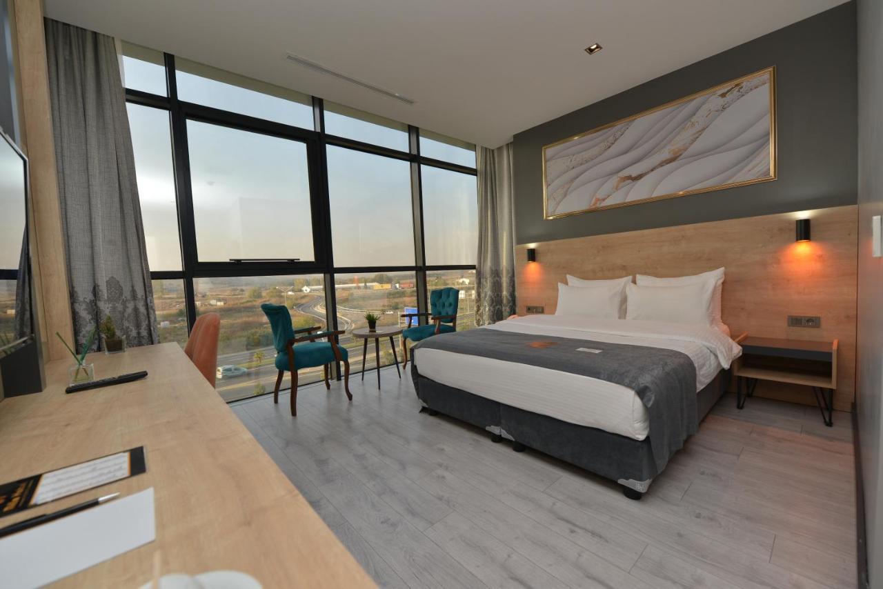 Mills Hotel เทเคียร์ดัก ภายนอก รูปภาพ